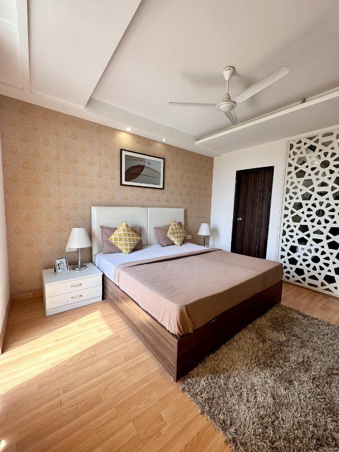 Flamingo Hotel Sector 67 I Studio Rooms I Gurgaon Exterior foto