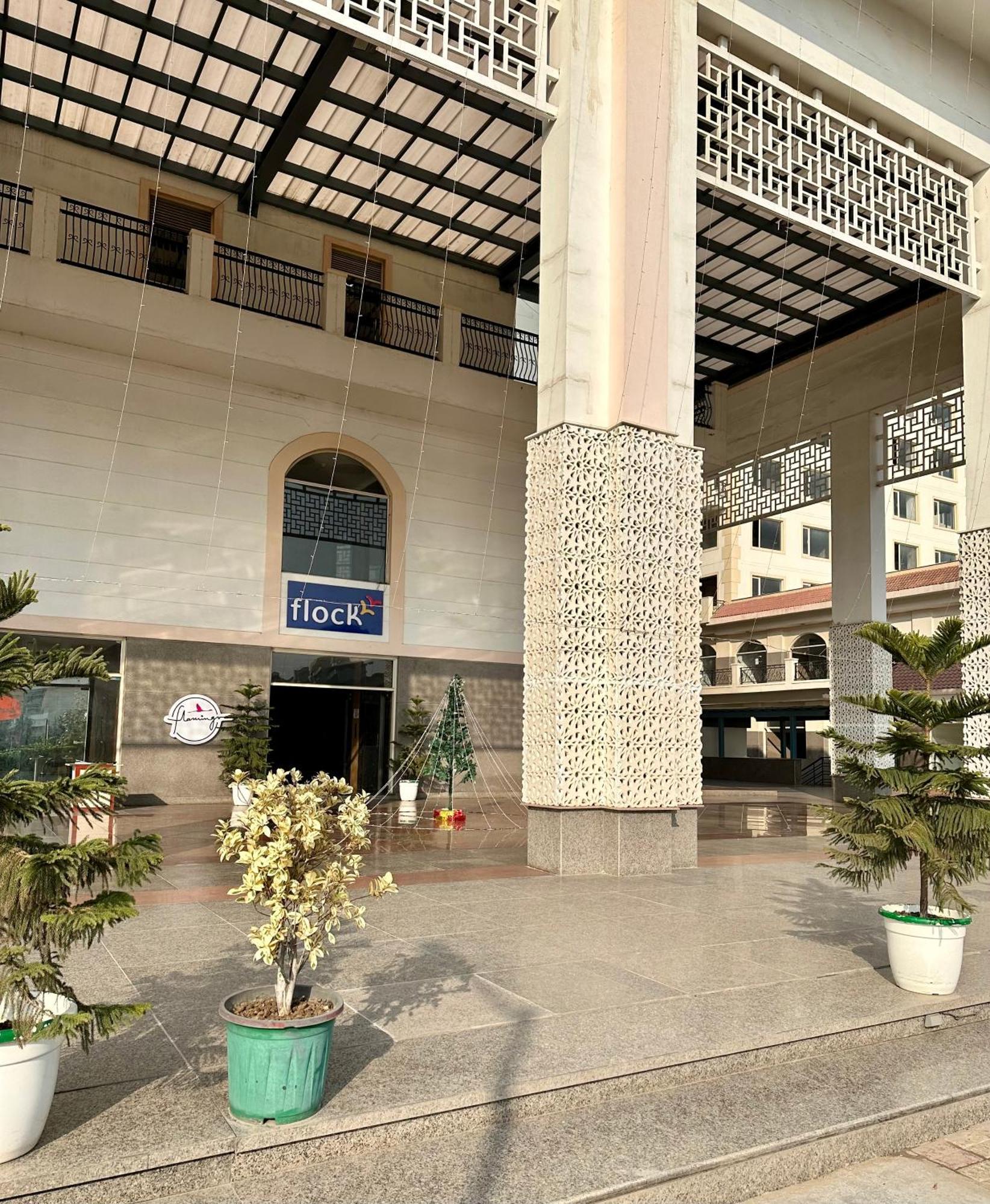 Flamingo Hotel Sector 67 I Studio Rooms I Gurgaon Exterior foto