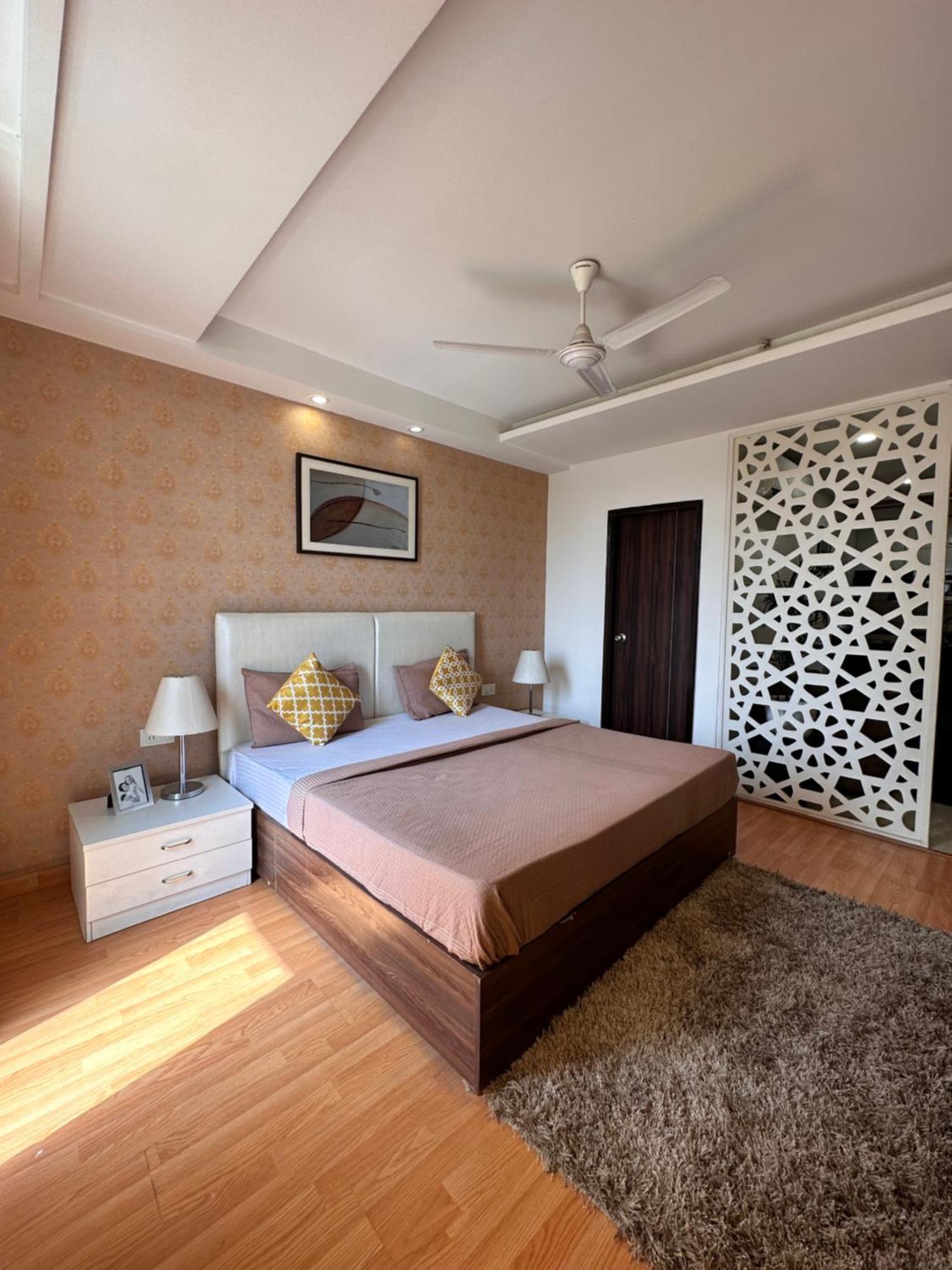 Flamingo Hotel Sector 67 I Studio Rooms I Gurgaon Exterior foto